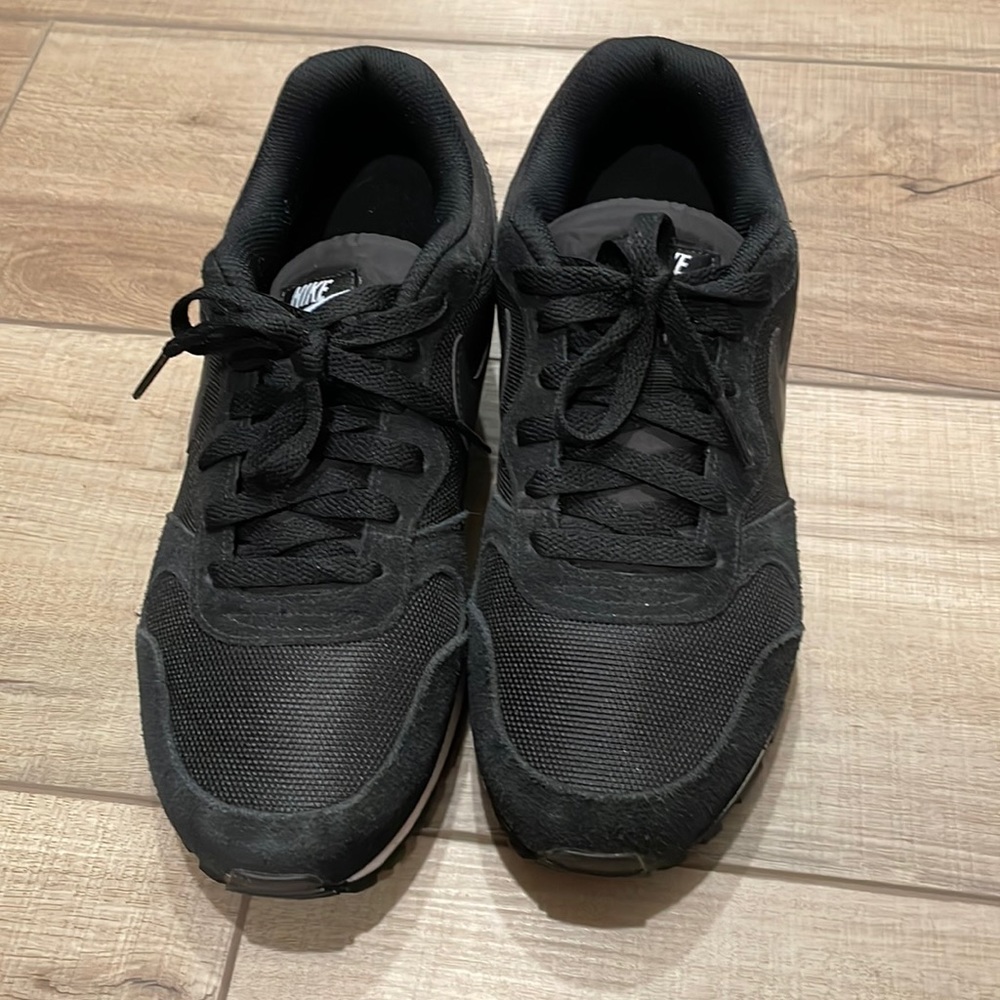 Black Nike shoes